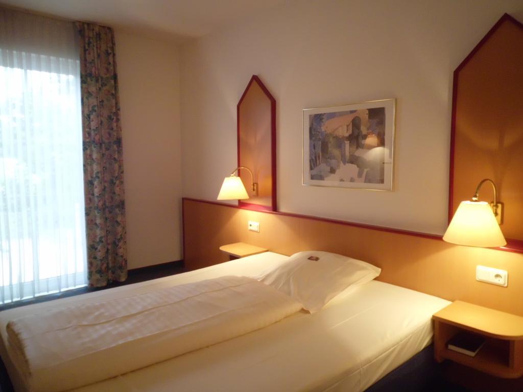 Hotel Montana Lauenau Buitenkant foto