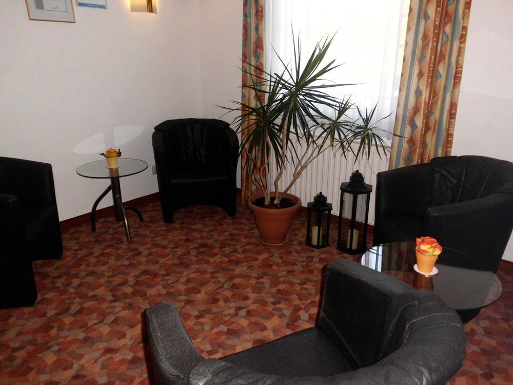 Hotel Montana Lauenau Buitenkant foto
