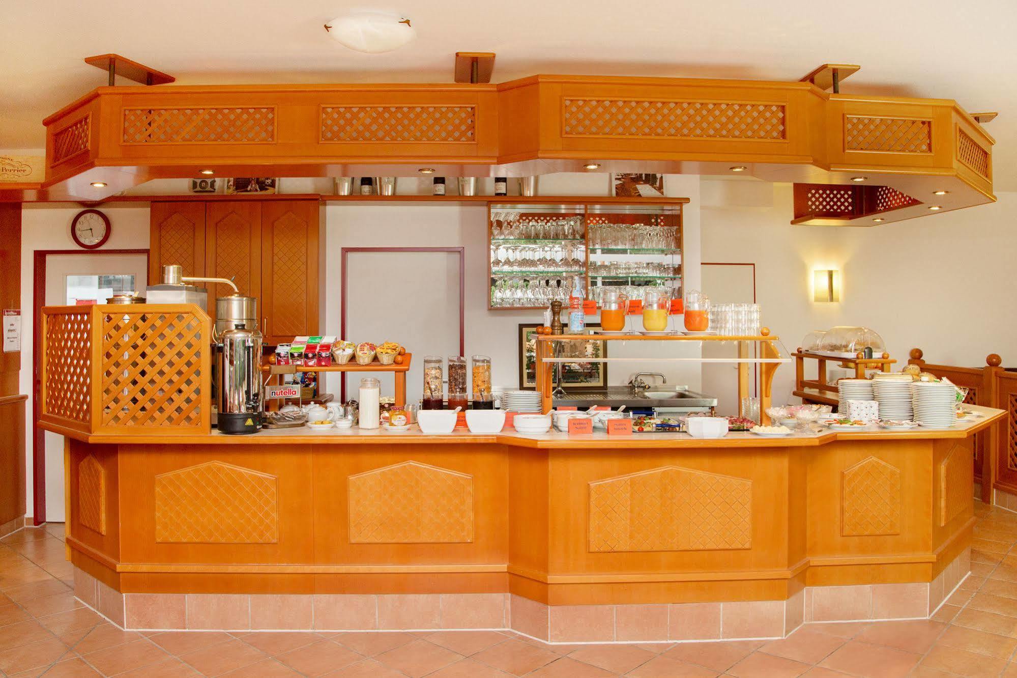 Hotel Montana Lauenau Buitenkant foto