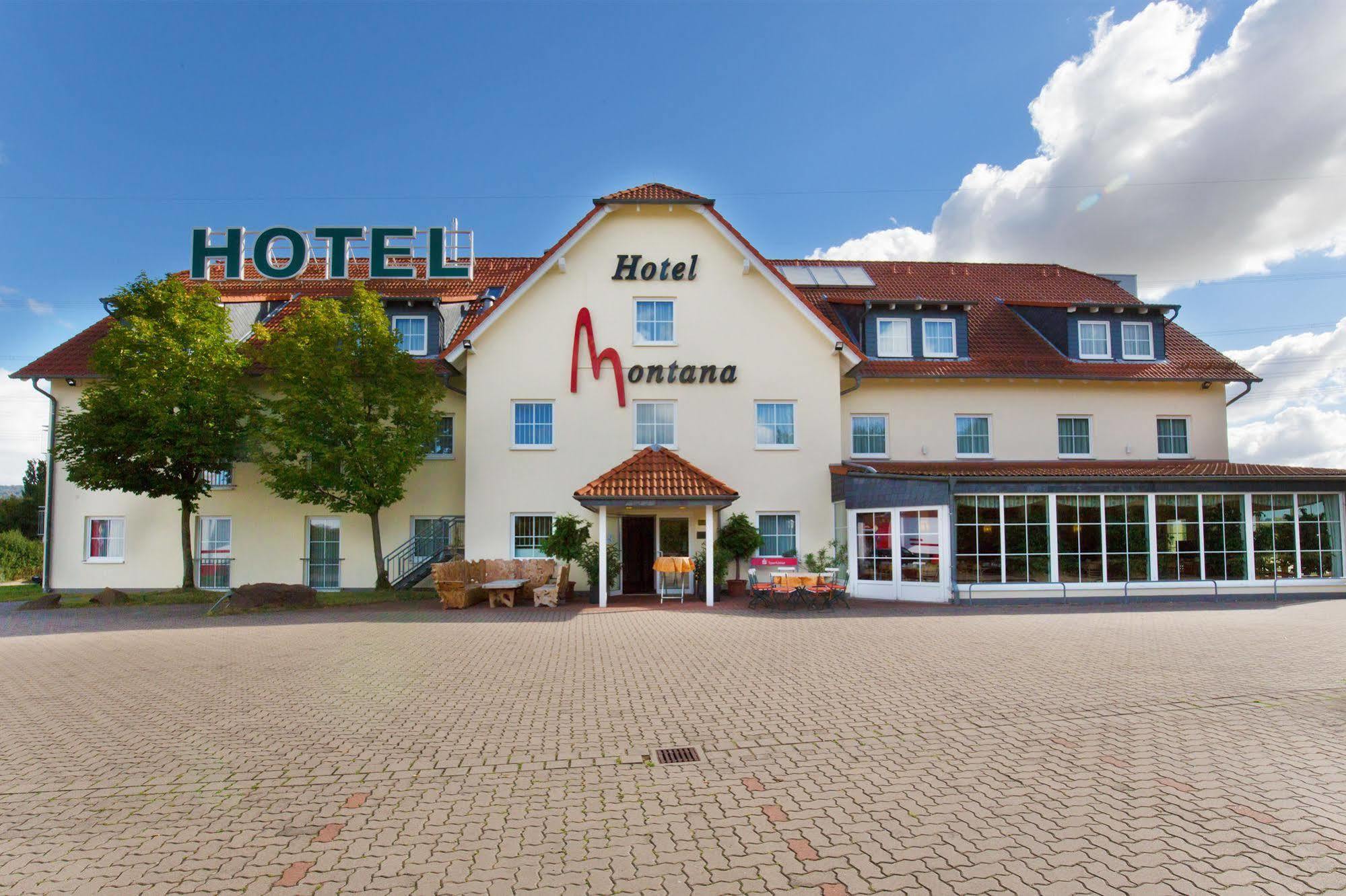 Hotel Montana Lauenau Buitenkant foto