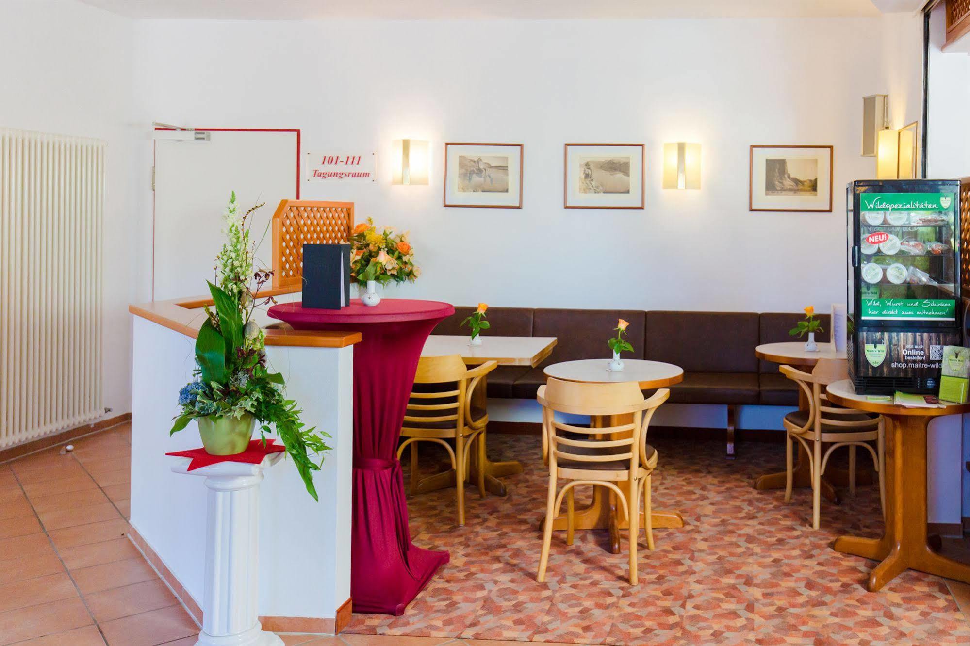 Hotel Montana Lauenau Buitenkant foto